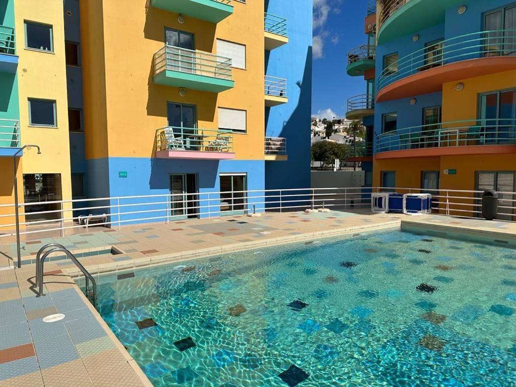 Marina De Albufeira T1 Ate 2 Pax Ou T2 Ate 6 Pax Com Piscina E Vista Marina Apartment Exterior foto