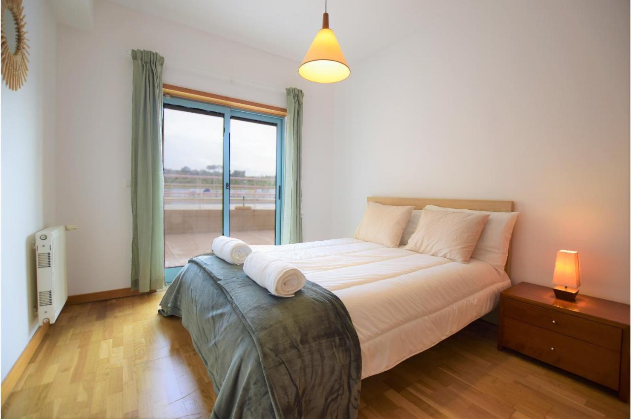 Marina De Albufeira T1 Ate 2 Pax Ou T2 Ate 6 Pax Com Piscina E Vista Marina Apartment Exterior foto