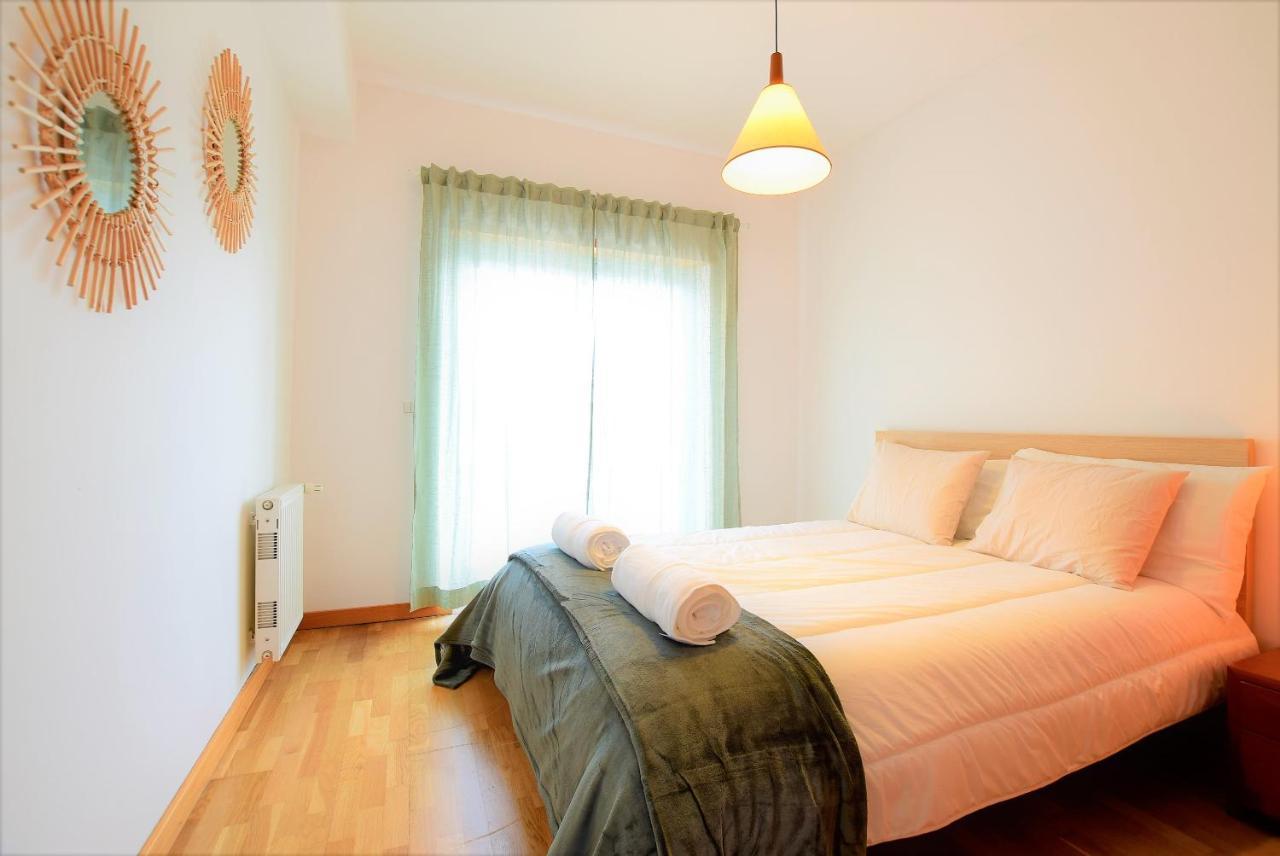Marina De Albufeira T1 Ate 2 Pax Ou T2 Ate 6 Pax Com Piscina E Vista Marina Apartment Exterior foto